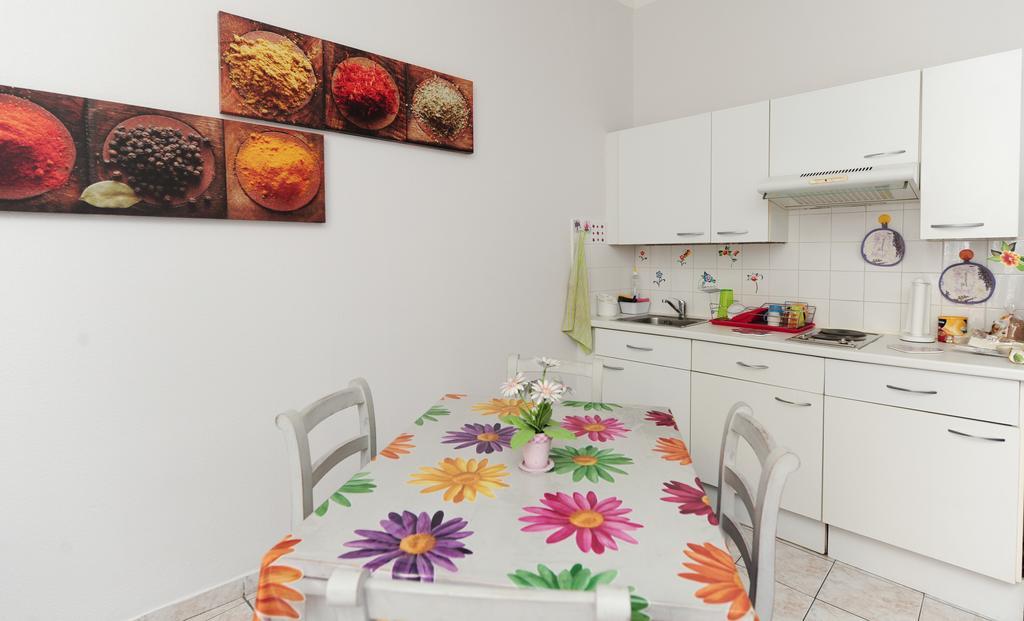 La Romantica Dante Five Stars Holiday House Nizza Exterior foto